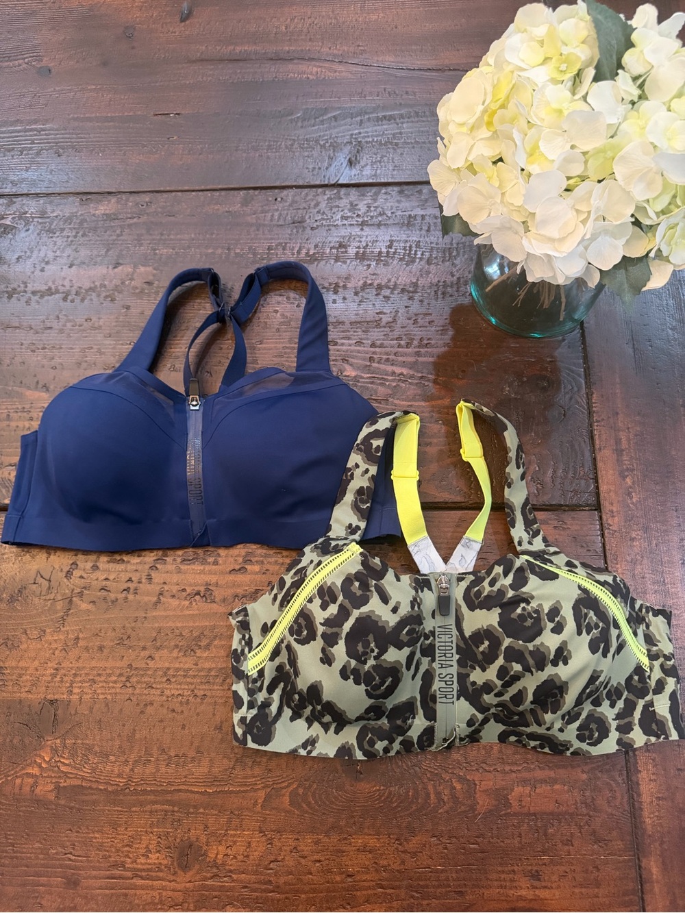 Victoria's Secret Front Zip Sports Bra Lot 36C Leopard Green Navy High Impact
